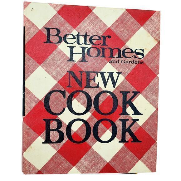 Better Homes & Gardens Other - Better‎ Homes & Gardens New Cookbook Meredith Corporation 1968 3rd printing 1970